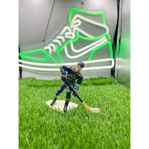 Starting Lineup Kirk Muller 9 New York Islanders‎ Ice Hockey NHL Figurine  1995